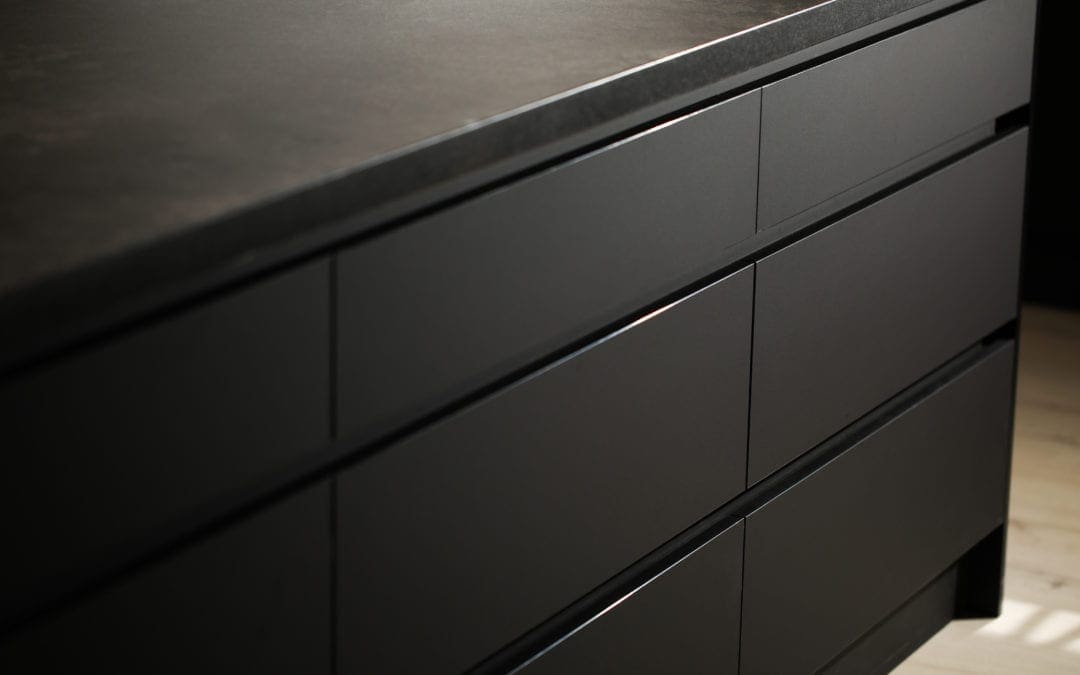 Why Handleless Kitchens Are Taking Over Sydney (and Whether You Should Care)