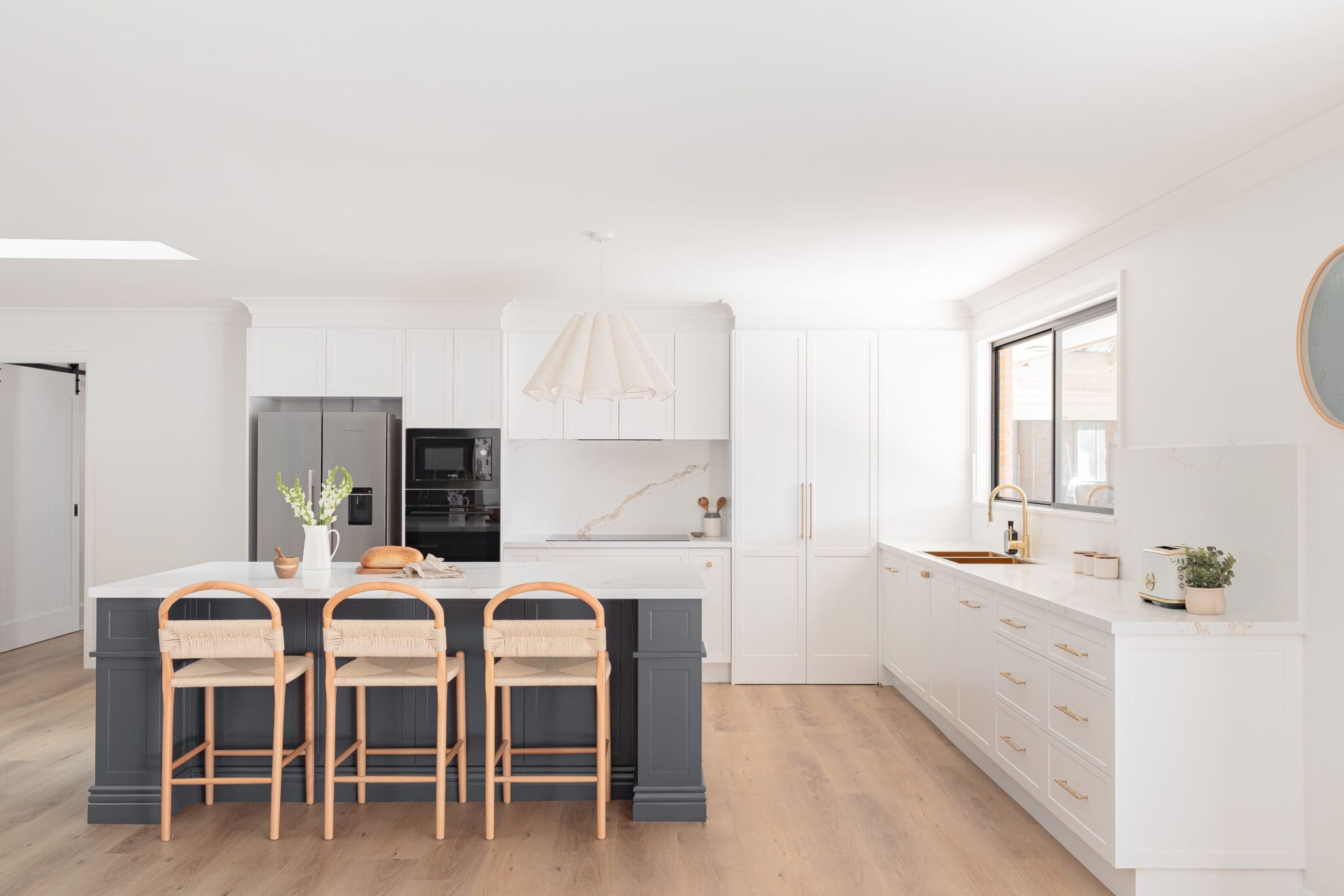 Burradoo Hampton Style Kitchen